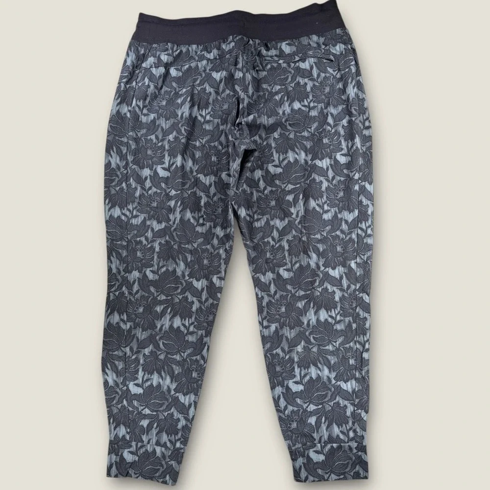 Athleta Trekkie North Jogger Size 14 Blue Floral Jacquard Stretch Hiking Pant - Picture 7 of 7
